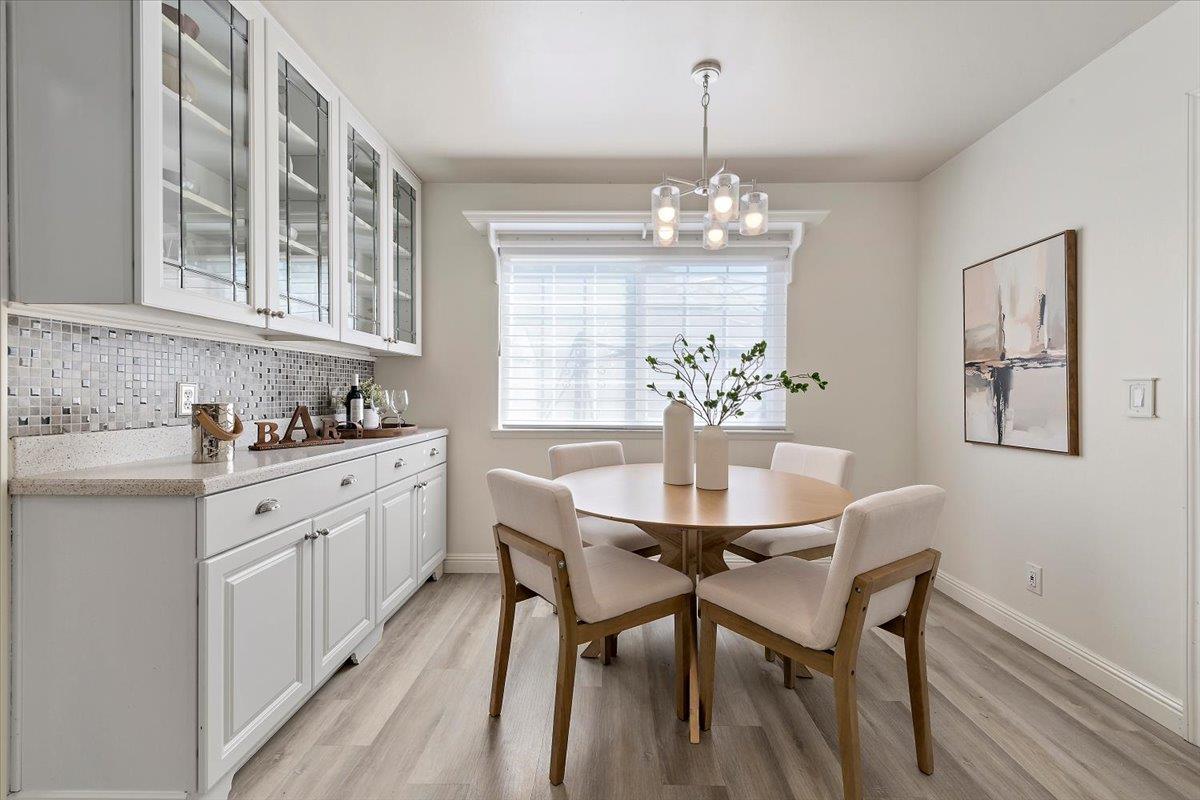 Detail Gallery Image 10 of 29 For 1449 Gerlach Dr, San Jose,  CA 95118 - 3 Beds | 2/1 Baths