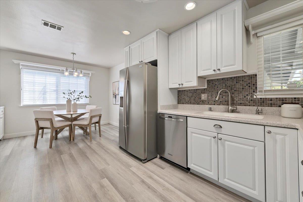 Detail Gallery Image 11 of 29 For 1449 Gerlach Dr, San Jose,  CA 95118 - 3 Beds | 2/1 Baths