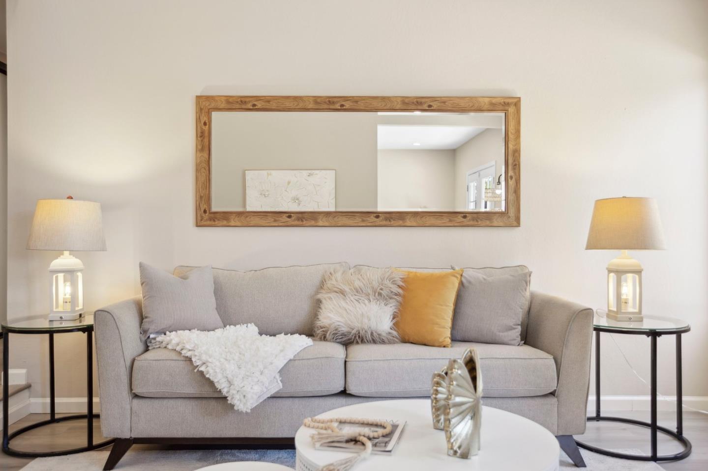 Detail Gallery Image 12 of 46 For 5268 Pebbletree Way, San Jose,  CA 95111 - 3 Beds | 2 Baths