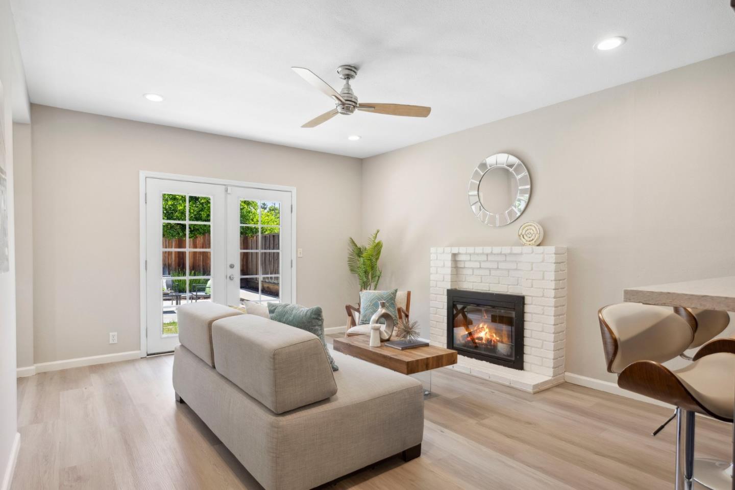 Detail Gallery Image 15 of 46 For 5268 Pebbletree Way, San Jose,  CA 95111 - 3 Beds | 2 Baths