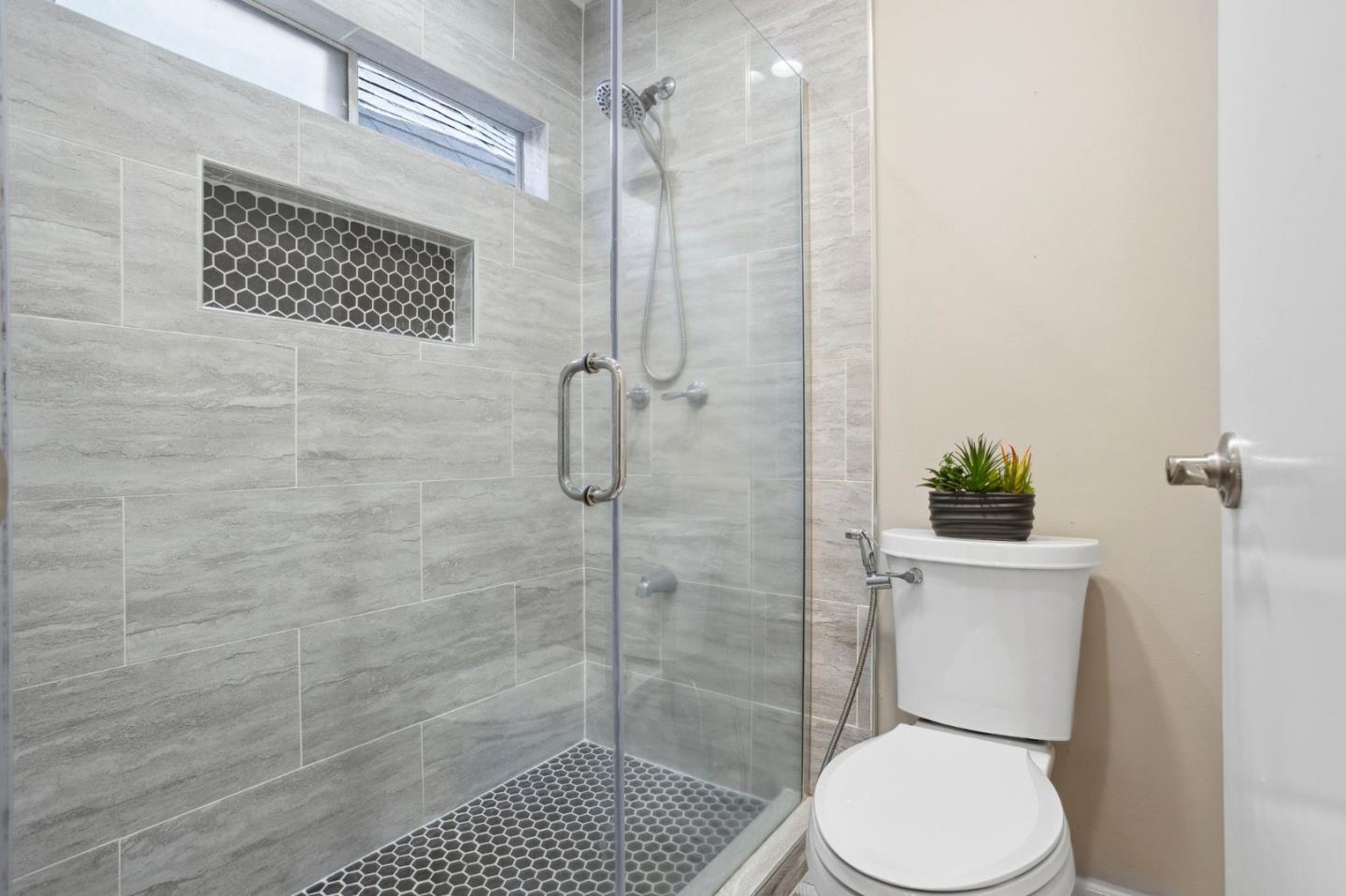 Detail Gallery Image 29 of 46 For 5268 Pebbletree Way, San Jose,  CA 95111 - 3 Beds | 2 Baths