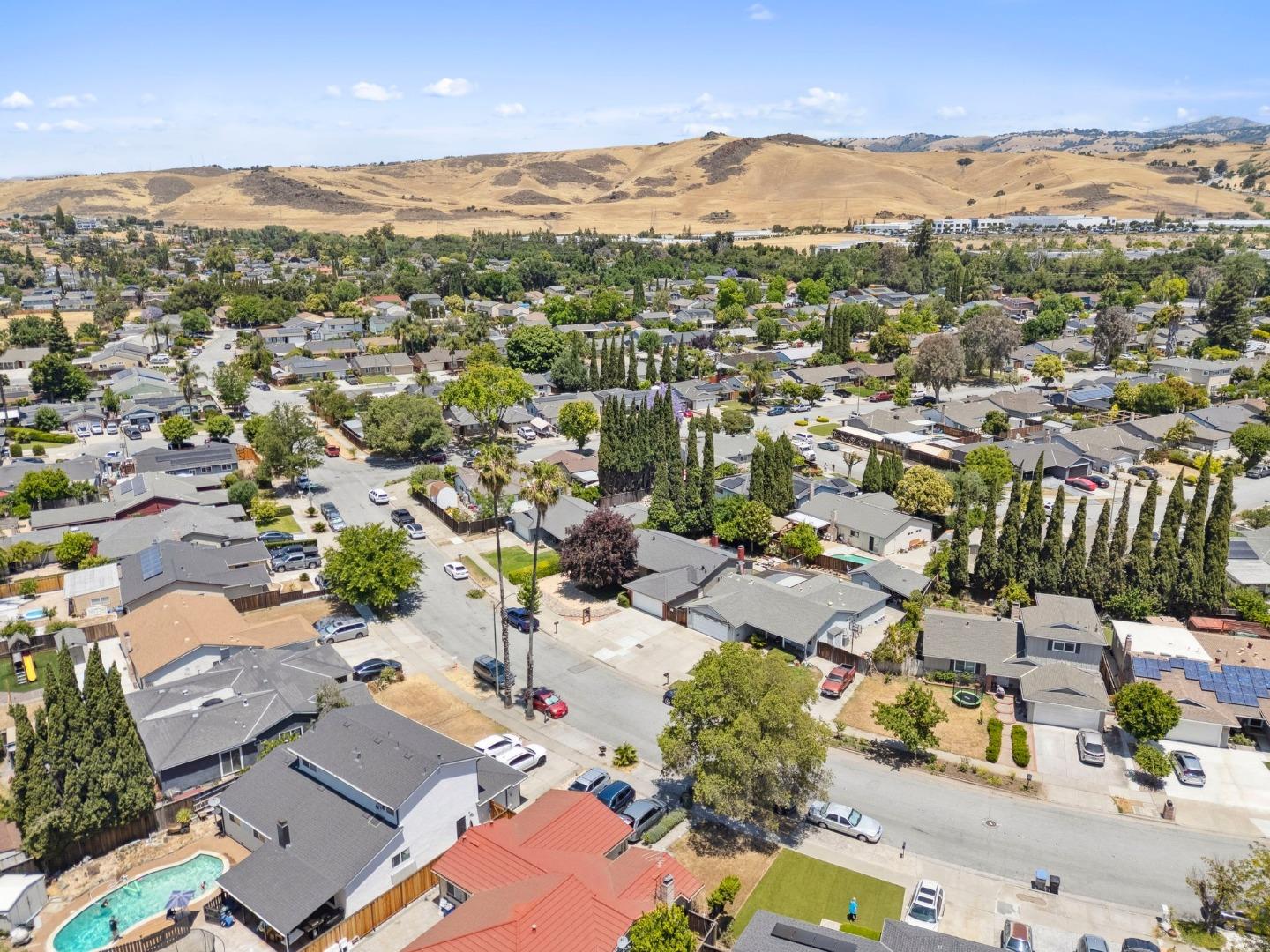 Detail Gallery Image 43 of 46 For 5268 Pebbletree Way, San Jose,  CA 95111 - 3 Beds | 2 Baths