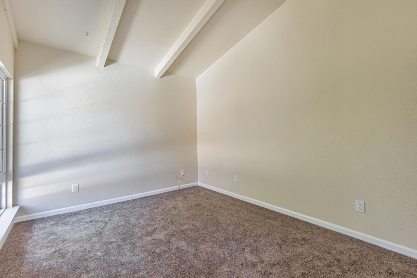 Detail Gallery Image 30 of 39 For 302 Henderson Dr, San Jose,  CA 95123 - 6 Beds | 2 Baths