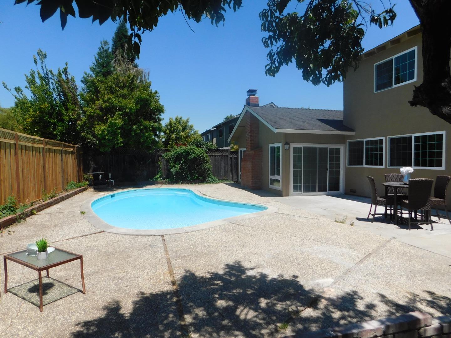 Detail Gallery Image 35 of 39 For 302 Henderson Dr, San Jose,  CA 95123 - 6 Beds | 2 Baths