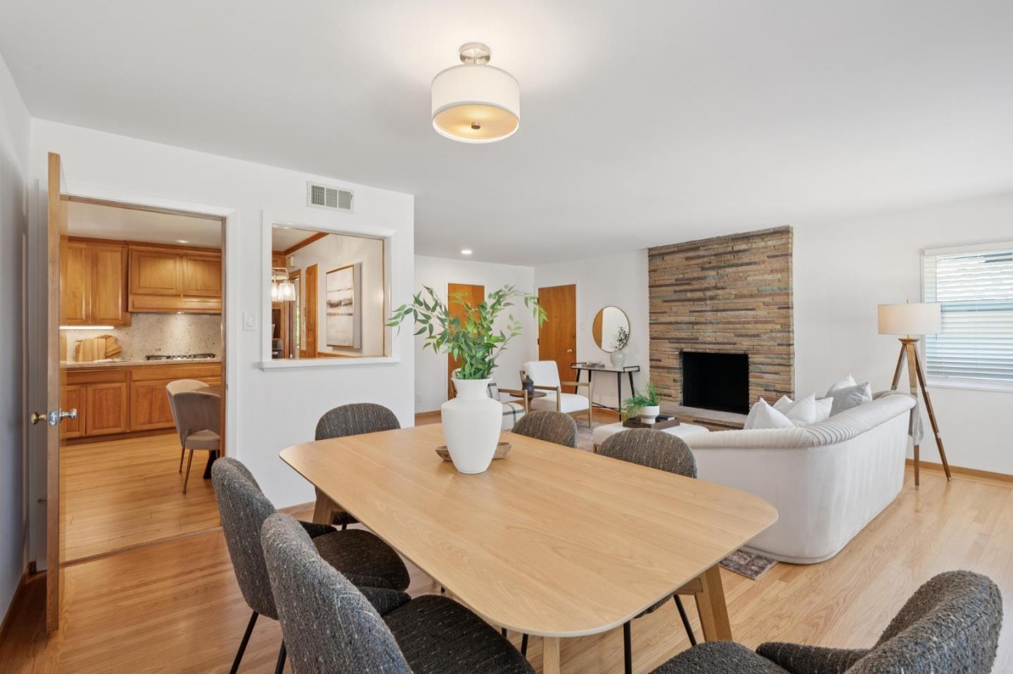 Detail Gallery Image 12 of 56 For 1730 Santa Lucia Ave, San Bruno,  CA 94066 - 3 Beds | 2 Baths