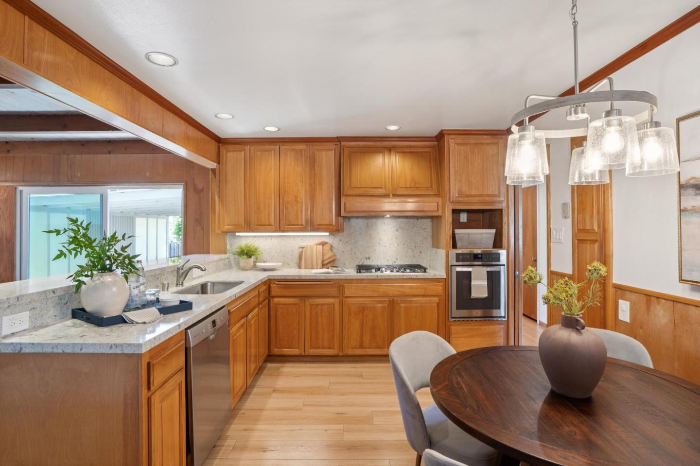 Detail Gallery Image 14 of 56 For 1730 Santa Lucia Ave, San Bruno,  CA 94066 - 3 Beds | 2 Baths