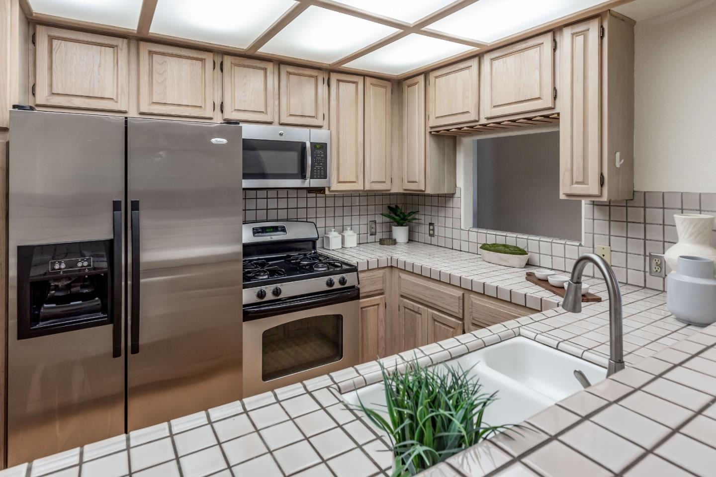 Detail Gallery Image 8 of 35 For 478 W Sunnyoaks Ave, Campbell,  CA 95008 - 3 Beds | 2/1 Baths