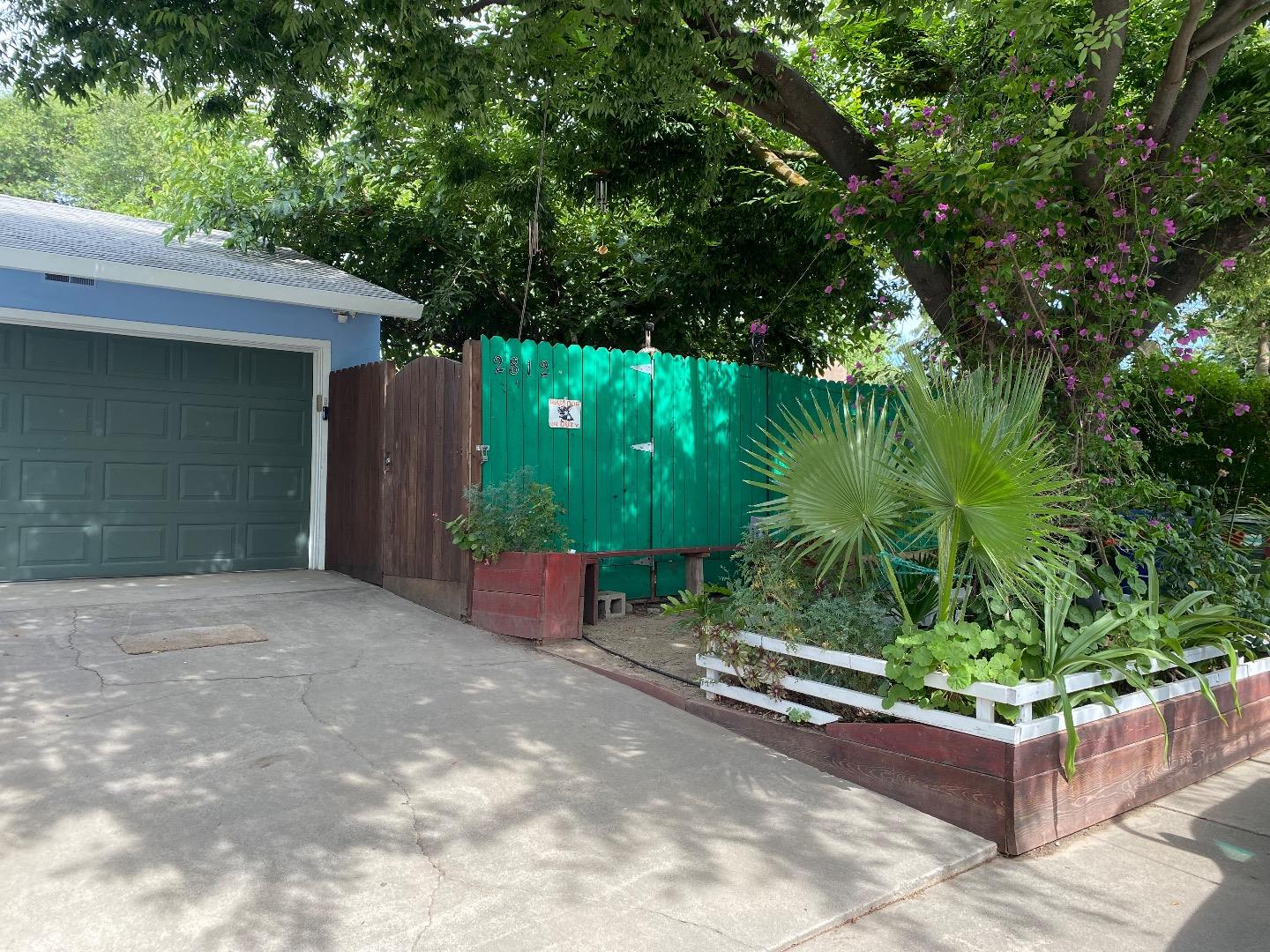 Detail Gallery Image 1 of 11 For 2812 Marvin Gardens St, Modesto,  CA 95350 - 3 Beds | 2 Baths