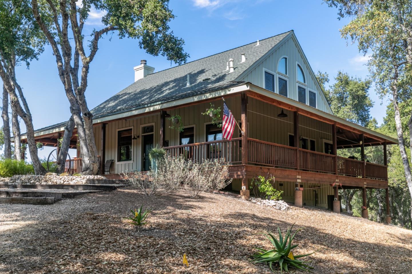 Detail Gallery Image 2 of 68 For 21900 Parrott Ranch Rd, Carmel Valley,  CA 93924 - 5 Beds | 4 Baths