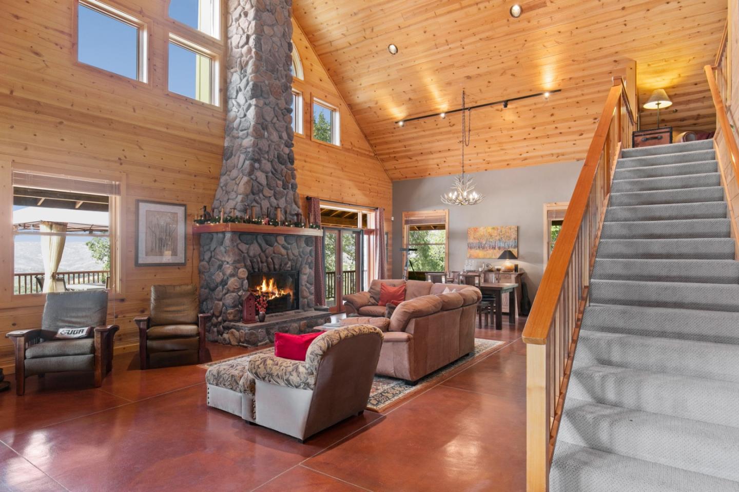 Detail Gallery Image 20 of 68 For 21900 Parrott Ranch Rd, Carmel Valley,  CA 93924 - 5 Beds | 4 Baths