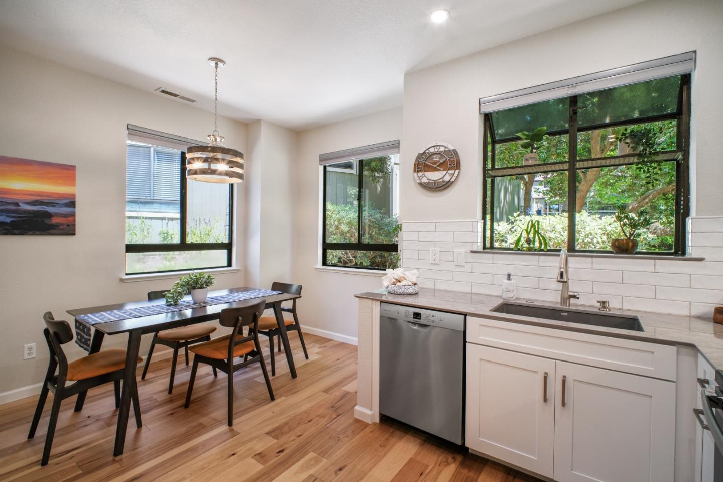 Detail Gallery Image 5 of 24 For 111 Bean Creek Rd #154,  Scotts Valley,  CA 95066 - 2 Beds | 2/1 Baths