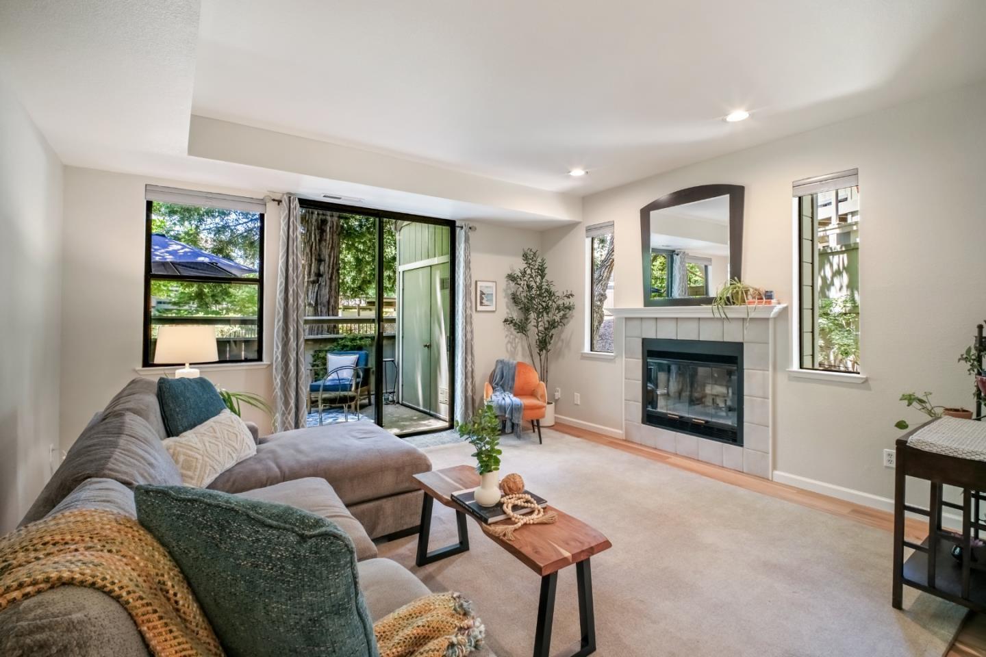 Detail Gallery Image 7 of 24 For 111 Bean Creek Rd #154,  Scotts Valley,  CA 95066 - 2 Beds | 2/1 Baths