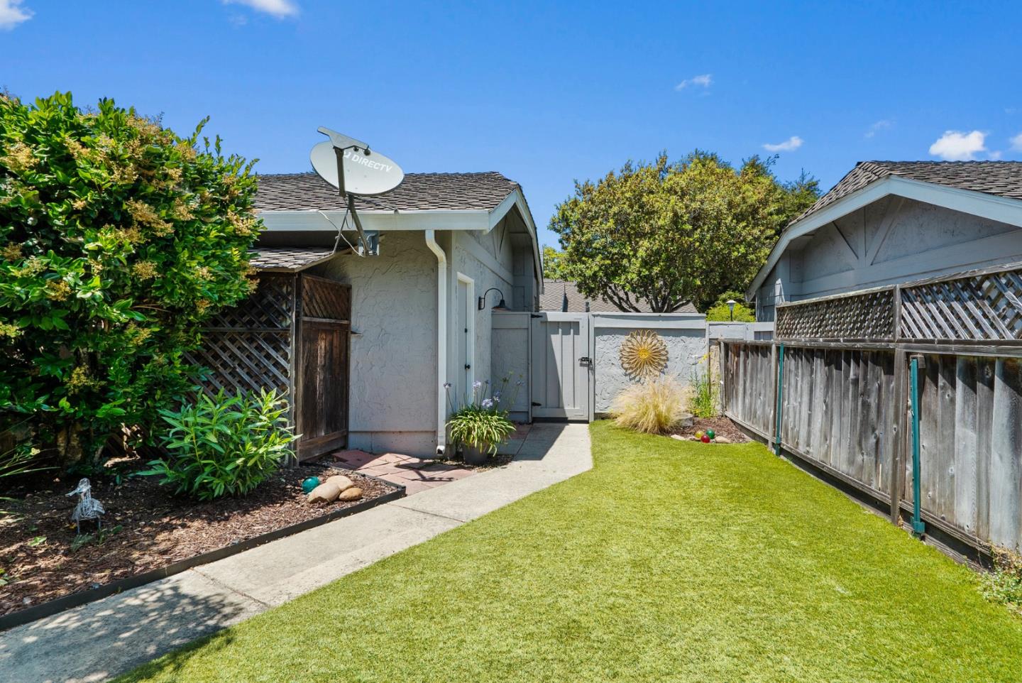 Detail Gallery Image 12 of 51 For 409 Sailfish Dr, Aptos,  CA 95003 - 2 Beds | 1/1 Baths