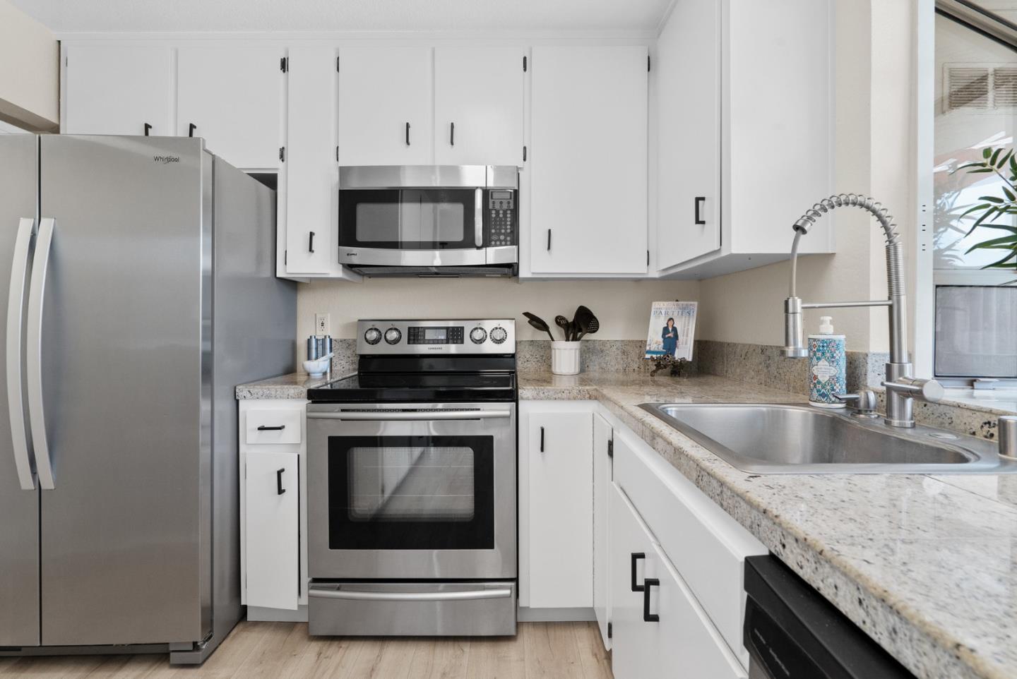 Detail Gallery Image 28 of 51 For 409 Sailfish Dr, Aptos,  CA 95003 - 2 Beds | 1/1 Baths
