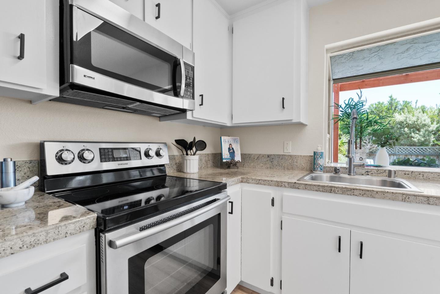 Detail Gallery Image 31 of 51 For 409 Sailfish Dr, Aptos,  CA 95003 - 2 Beds | 1/1 Baths