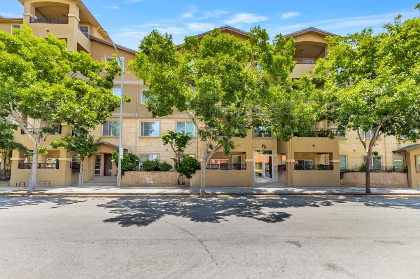 Detail Gallery Image 33 of 33 For 88 N Jackson Ave #322,  San Jose,  CA 95116 - 1 Beds | 1 Baths