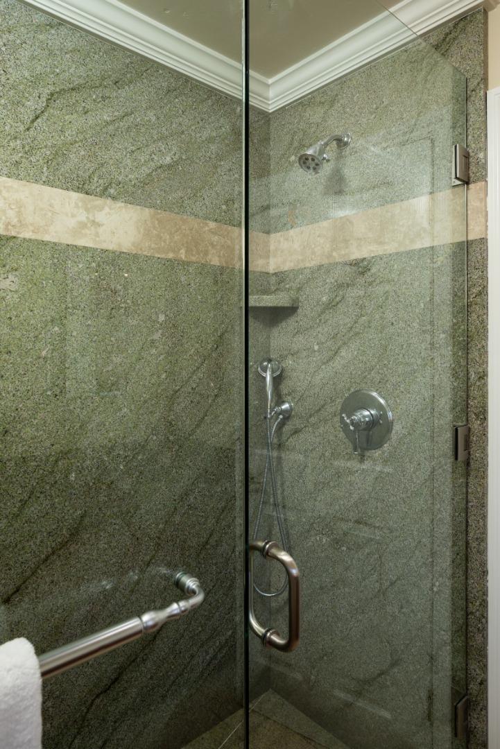 Detail Gallery Image 13 of 25 For 1949 Brittan Ave, San Carlos,  CA 94070 - 3 Beds | 2 Baths