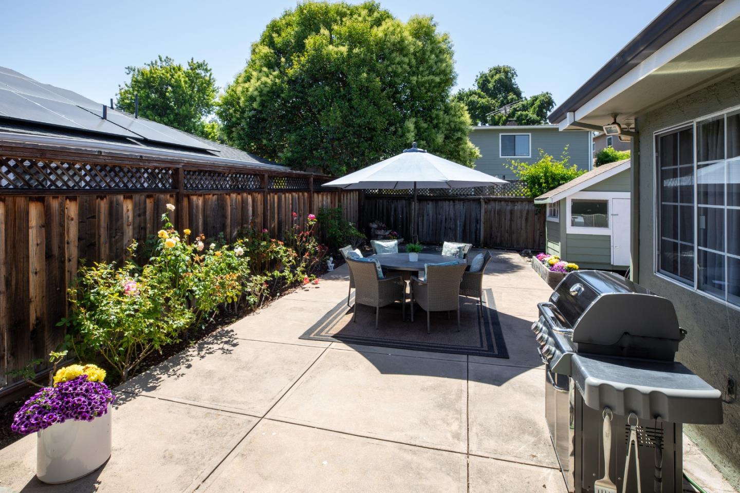 Detail Gallery Image 24 of 25 For 1949 Brittan Ave, San Carlos,  CA 94070 - 3 Beds | 2 Baths