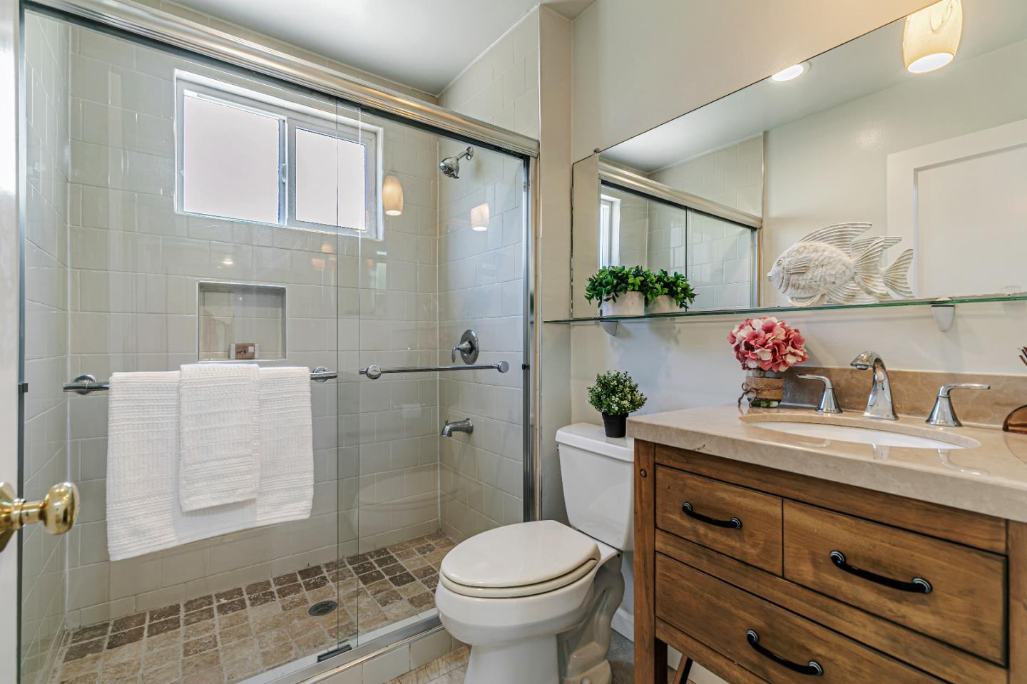 Detail Gallery Image 38 of 46 For 2169 Bohannon Dr, Santa Clara,  CA 95050 - 4 Beds | 2 Baths