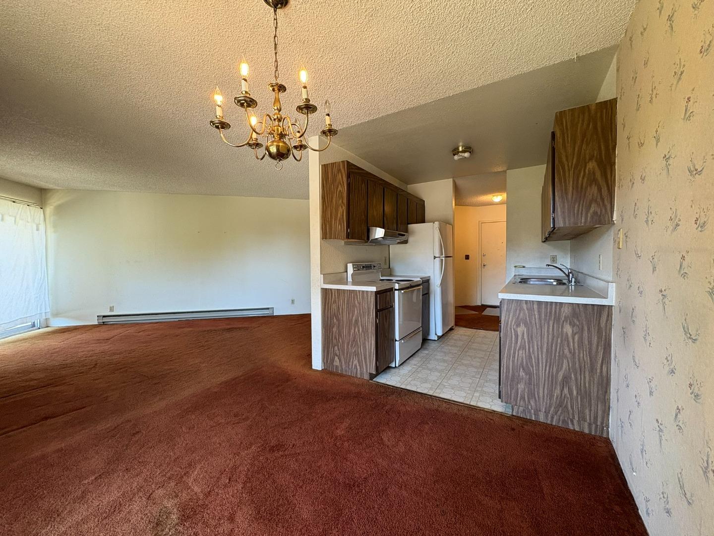 Detail Gallery Image 5 of 22 For 370 Imperial Way #217,  Daly City,  CA 94015 - 2 Beds | 2 Baths