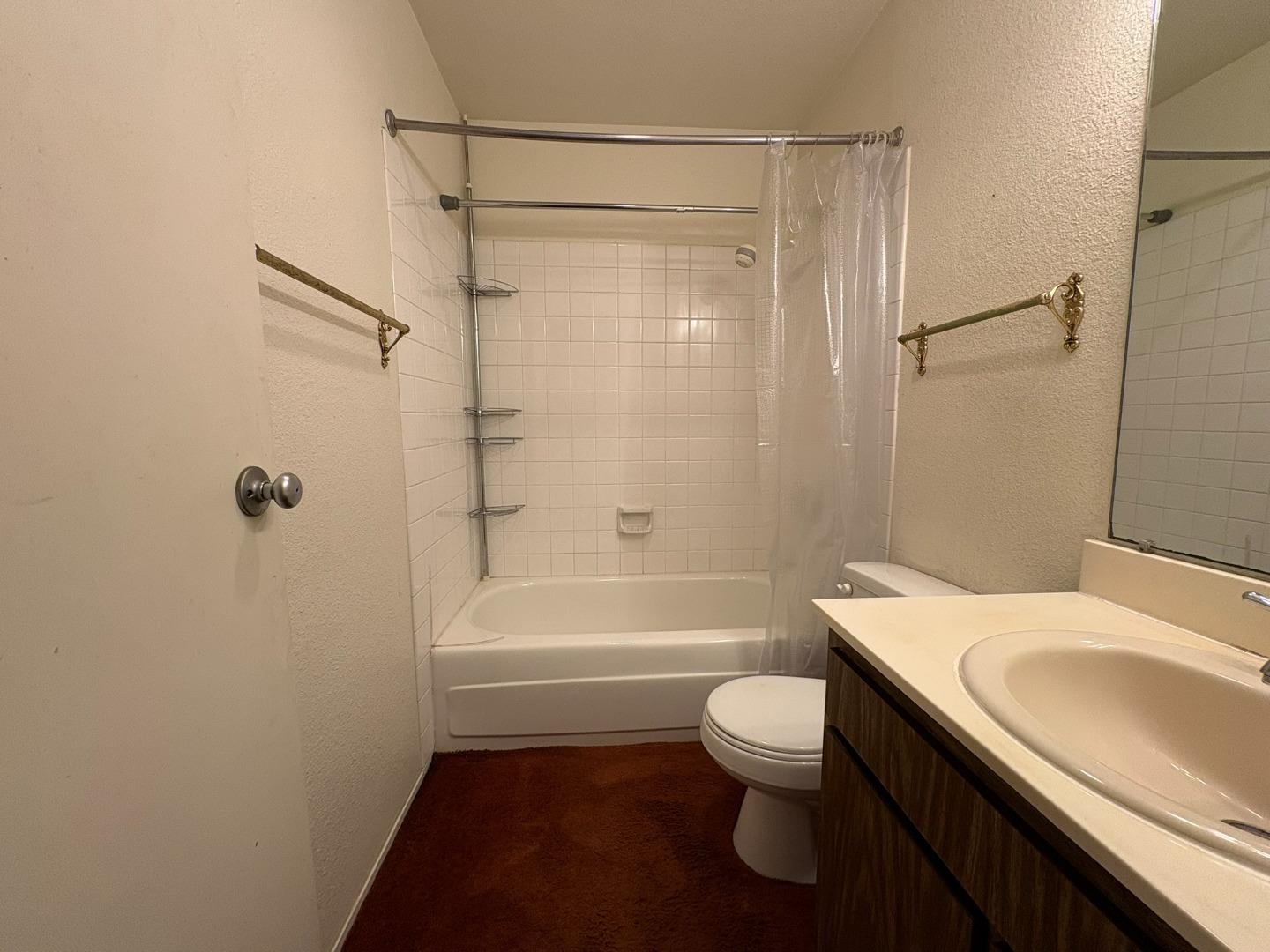 Detail Gallery Image 6 of 22 For 370 Imperial Way #217,  Daly City,  CA 94015 - 2 Beds | 2 Baths
