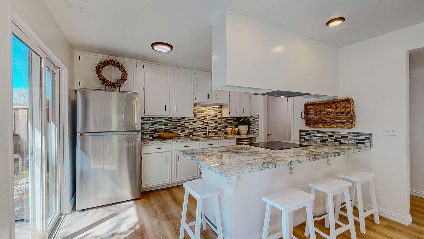 Detail Gallery Image 10 of 47 For 158 Tiburon Ct, Aptos,  CA 95003 - – Beds | – Baths