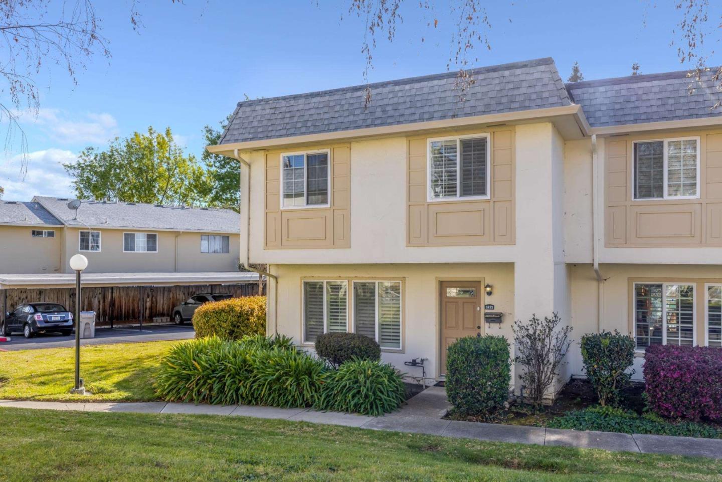 Detail Gallery Image 1 of 34 For 3452 Charing Cross Ln, San Jose,  CA 95132 - 4 Beds | 2/1 Baths