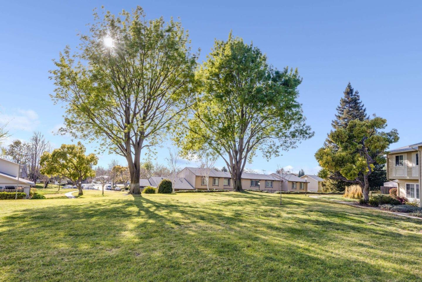 Detail Gallery Image 32 of 34 For 3452 Charing Cross Ln, San Jose,  CA 95132 - 4 Beds | 2/1 Baths