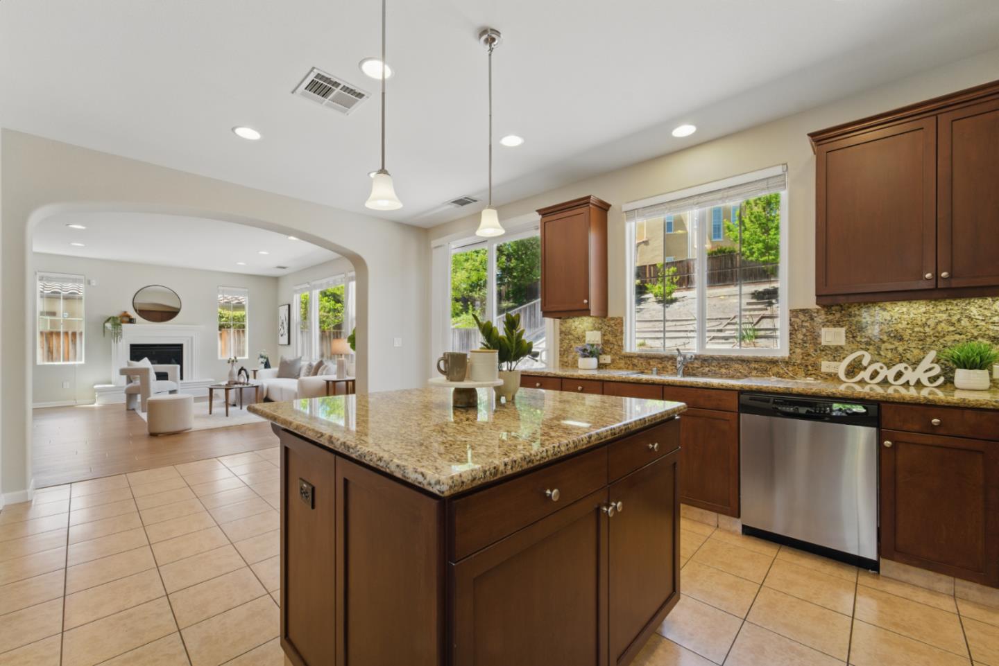 Detail Gallery Image 16 of 47 For 5109 Campion Dr, San Ramon,  CA 94582 - 4 Beds | 3 Baths