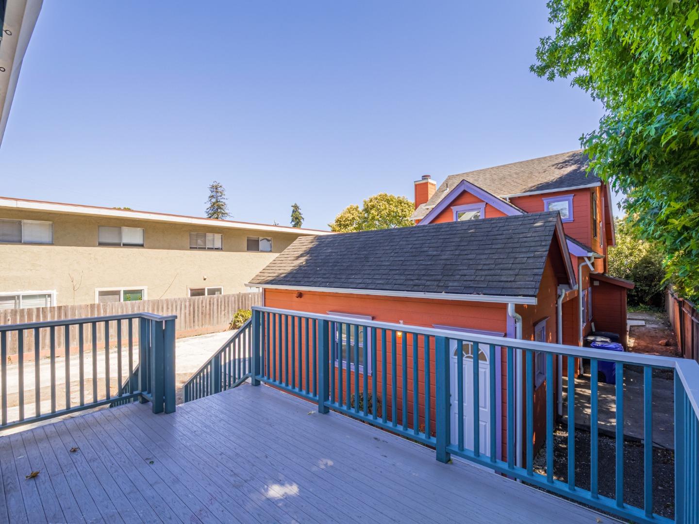 Detail Gallery Image 10 of 77 For 807 Laurel St, Santa Cruz,  CA 95060 - – Beds | – Baths