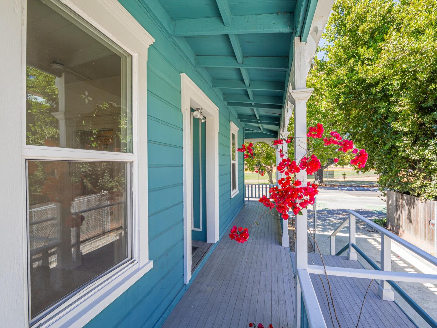 Detail Gallery Image 12 of 77 For 807 Laurel St, Santa Cruz,  CA 95060 - – Beds | – Baths