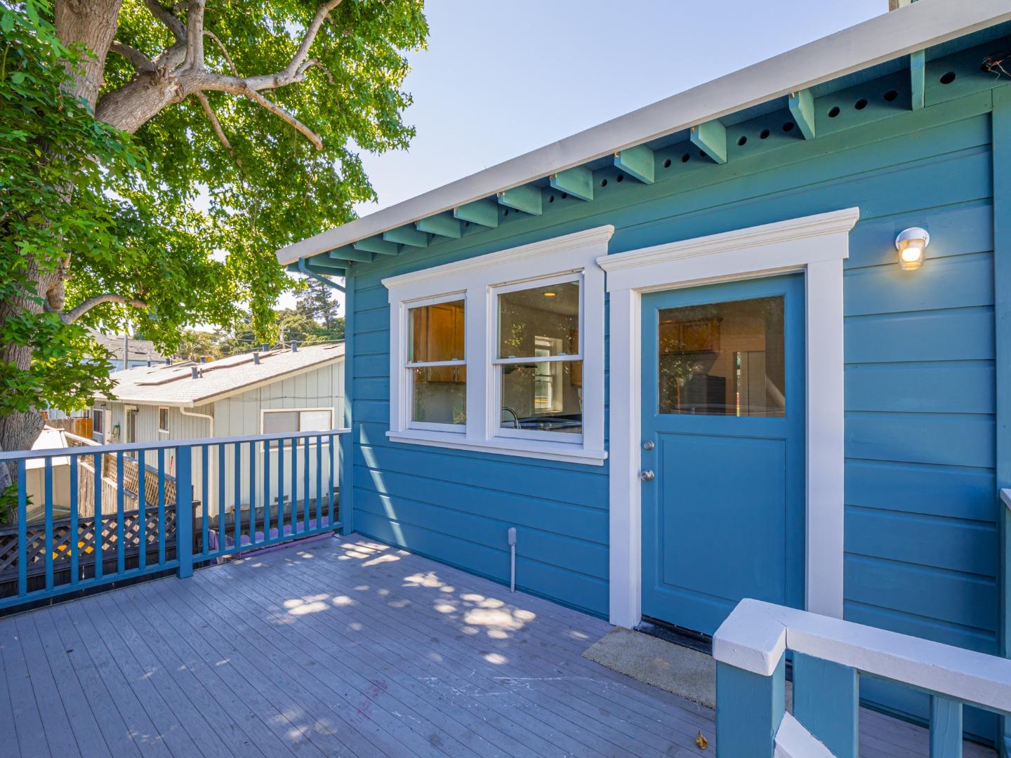 Detail Gallery Image 8 of 77 For 807 Laurel St, Santa Cruz,  CA 95060 - – Beds | – Baths