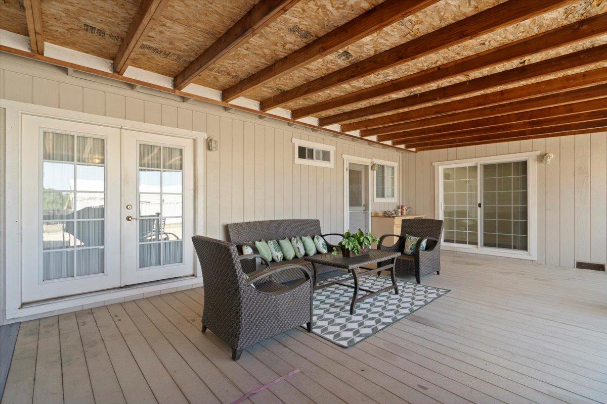 Detail Gallery Image 13 of 18 For 1080 Spring Grove Rd, Hollister,  CA 95023 - 4 Beds | 3/1 Baths