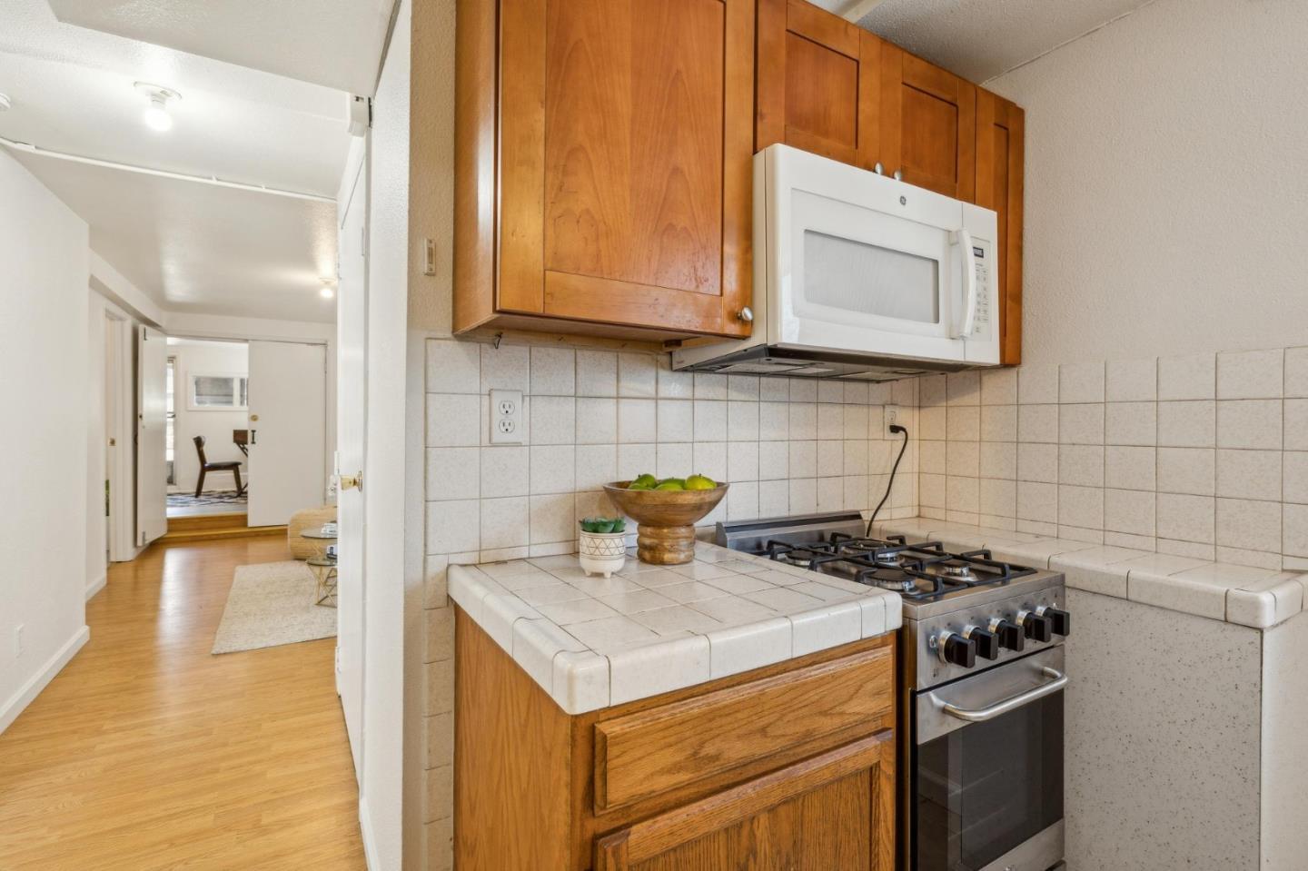 Detail Gallery Image 27 of 33 For 722 Naples St, San Francisco,  CA 94112 - 3 Beds | 2 Baths