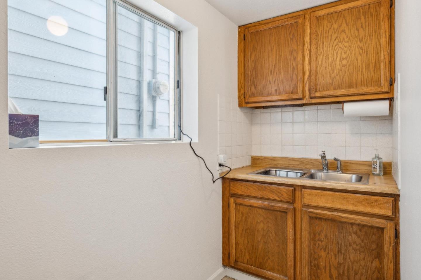Detail Gallery Image 28 of 33 For 722 Naples St, San Francisco,  CA 94112 - 3 Beds | 2 Baths