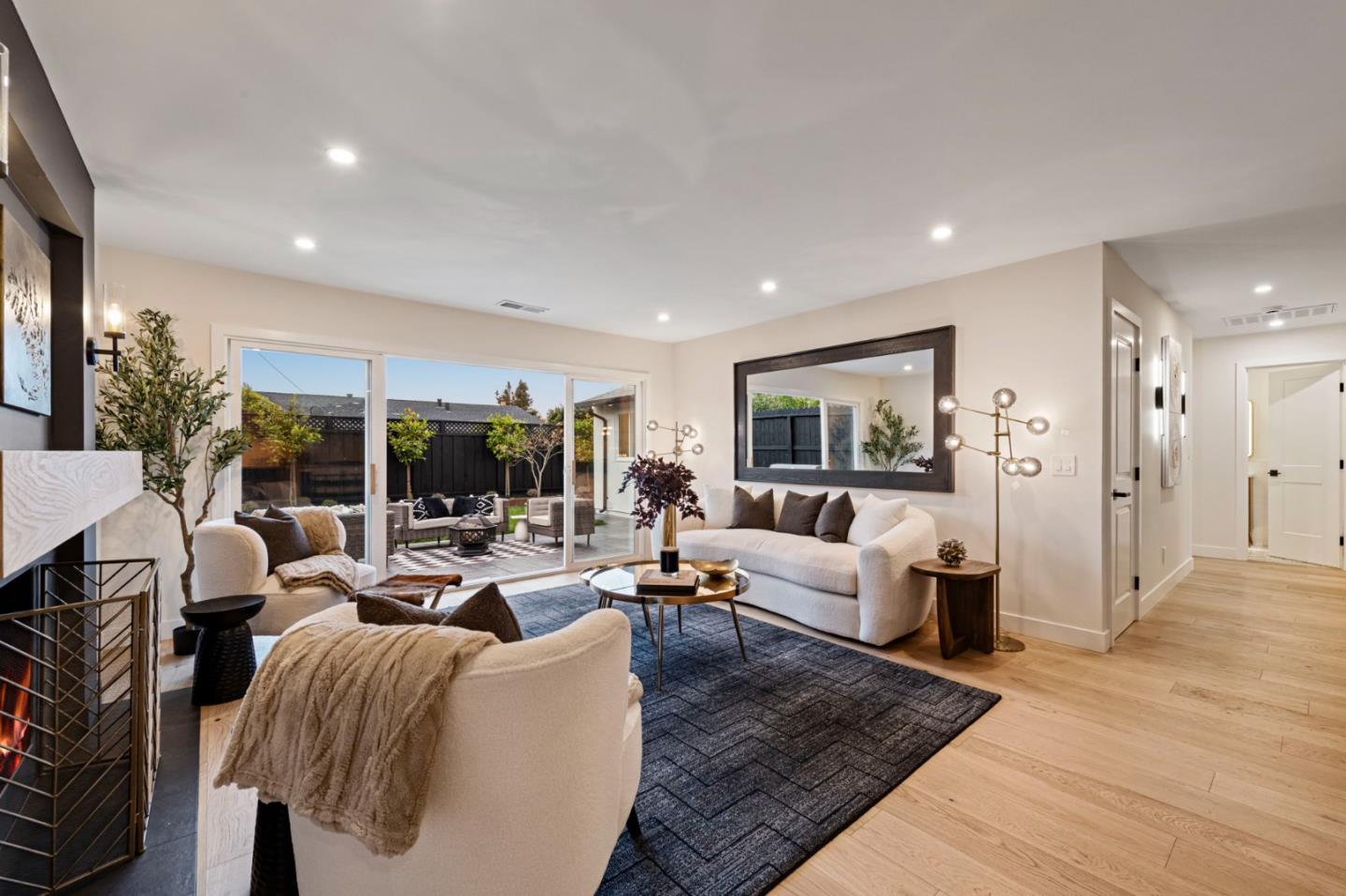 Detail Gallery Image 3 of 41 For 2521 Sherwood Dr, San Bruno,  CA 94066 - 4 Beds | 3 Baths