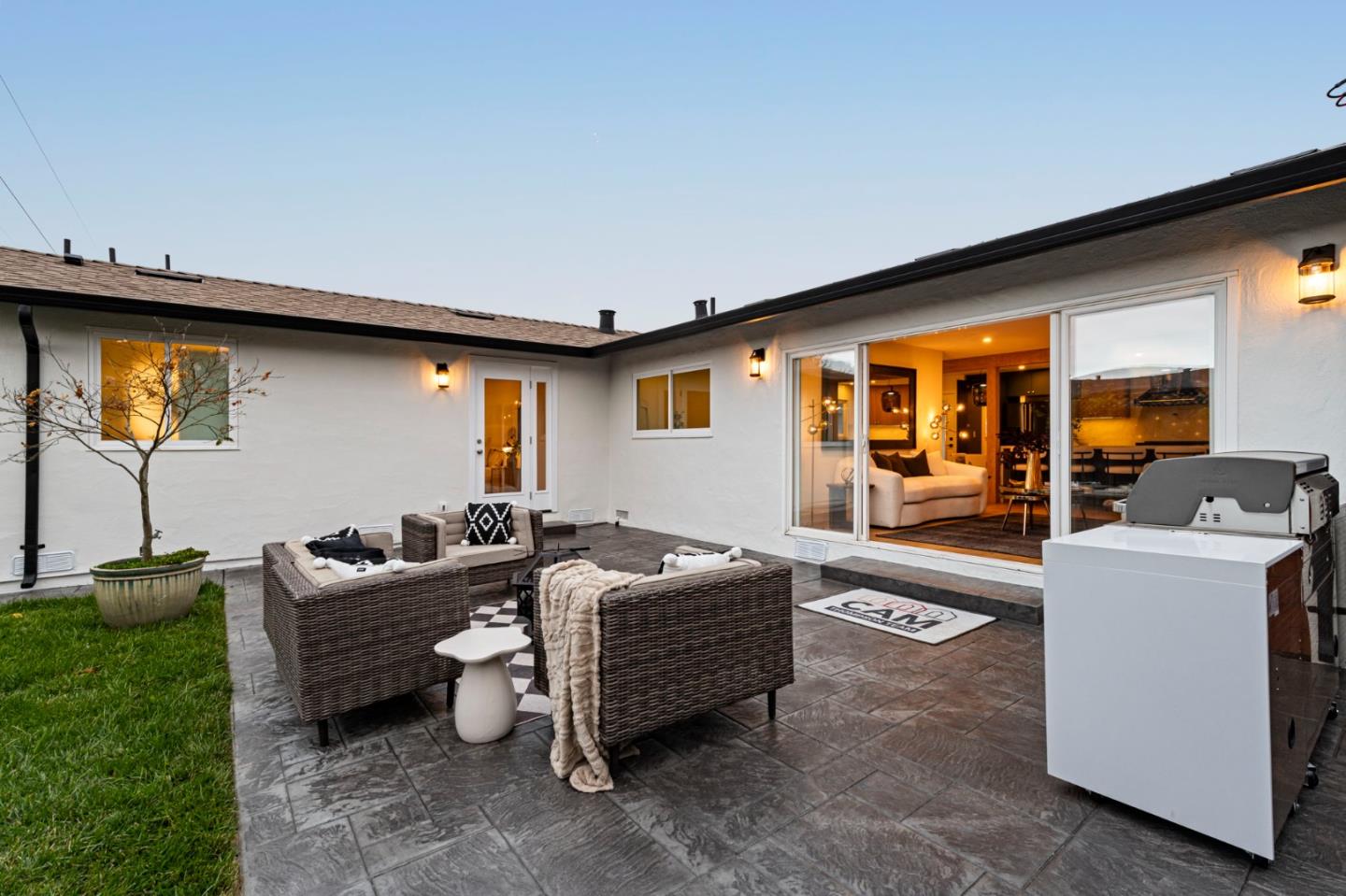 Detail Gallery Image 36 of 41 For 2521 Sherwood Dr, San Bruno,  CA 94066 - 4 Beds | 3 Baths