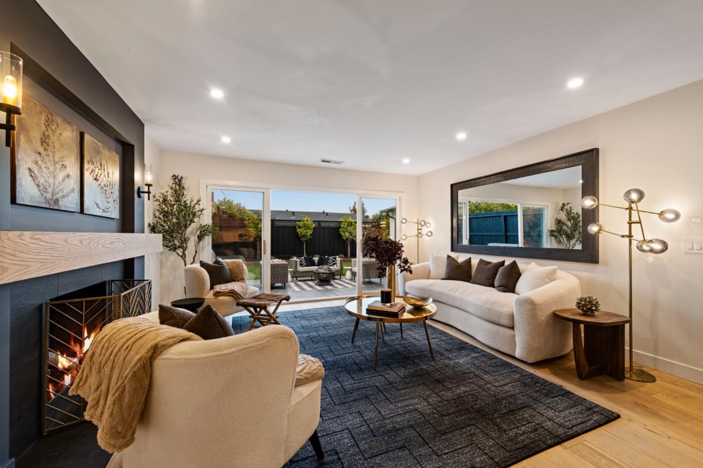 Detail Gallery Image 4 of 41 For 2521 Sherwood Dr, San Bruno,  CA 94066 - 4 Beds | 3 Baths