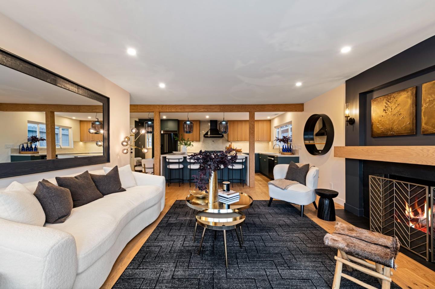 Detail Gallery Image 5 of 41 For 2521 Sherwood Dr, San Bruno,  CA 94066 - 4 Beds | 3 Baths