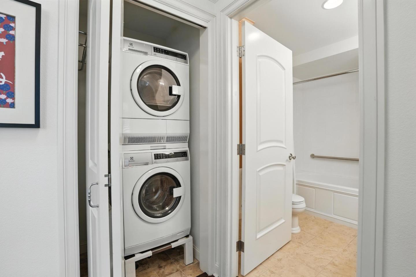 Detail Gallery Image 22 of 32 For 10 Crystal Springs Rd #1507,  San Mateo,  CA 94402 - 2 Beds | 2 Baths
