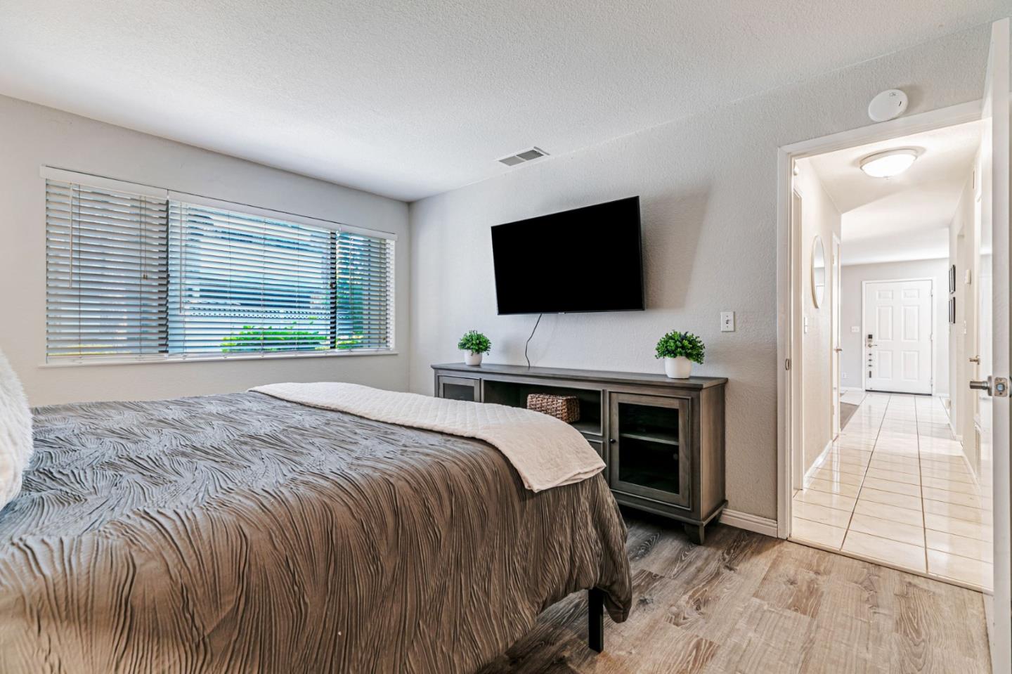 Detail Gallery Image 21 of 39 For 3400 La Terrace Cir, San Jose,  CA 95123 - 2 Beds | 1 Baths