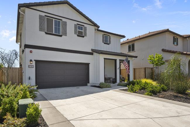 Detail Gallery Image 3 of 37 For 9182 Wickham Ct, Gilroy,  CA 95020 - 4 Beds | 2/1 Baths