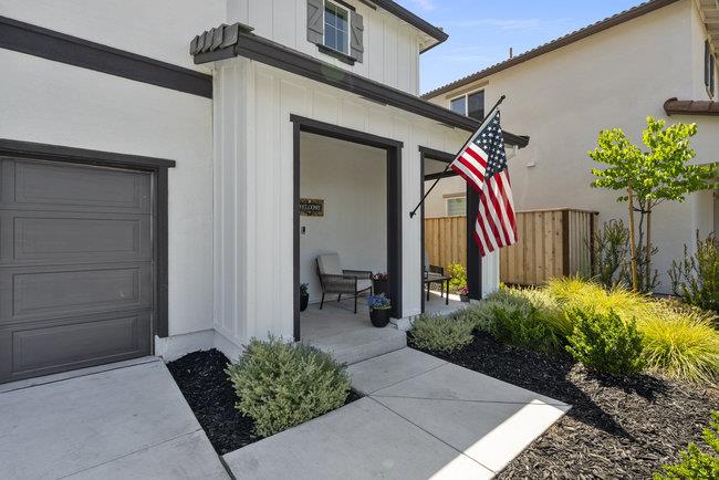Detail Gallery Image 5 of 37 For 9182 Wickham Ct, Gilroy,  CA 95020 - 4 Beds | 2/1 Baths