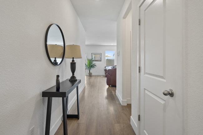 Detail Gallery Image 8 of 37 For 9182 Wickham Ct, Gilroy,  CA 95020 - 4 Beds | 2/1 Baths