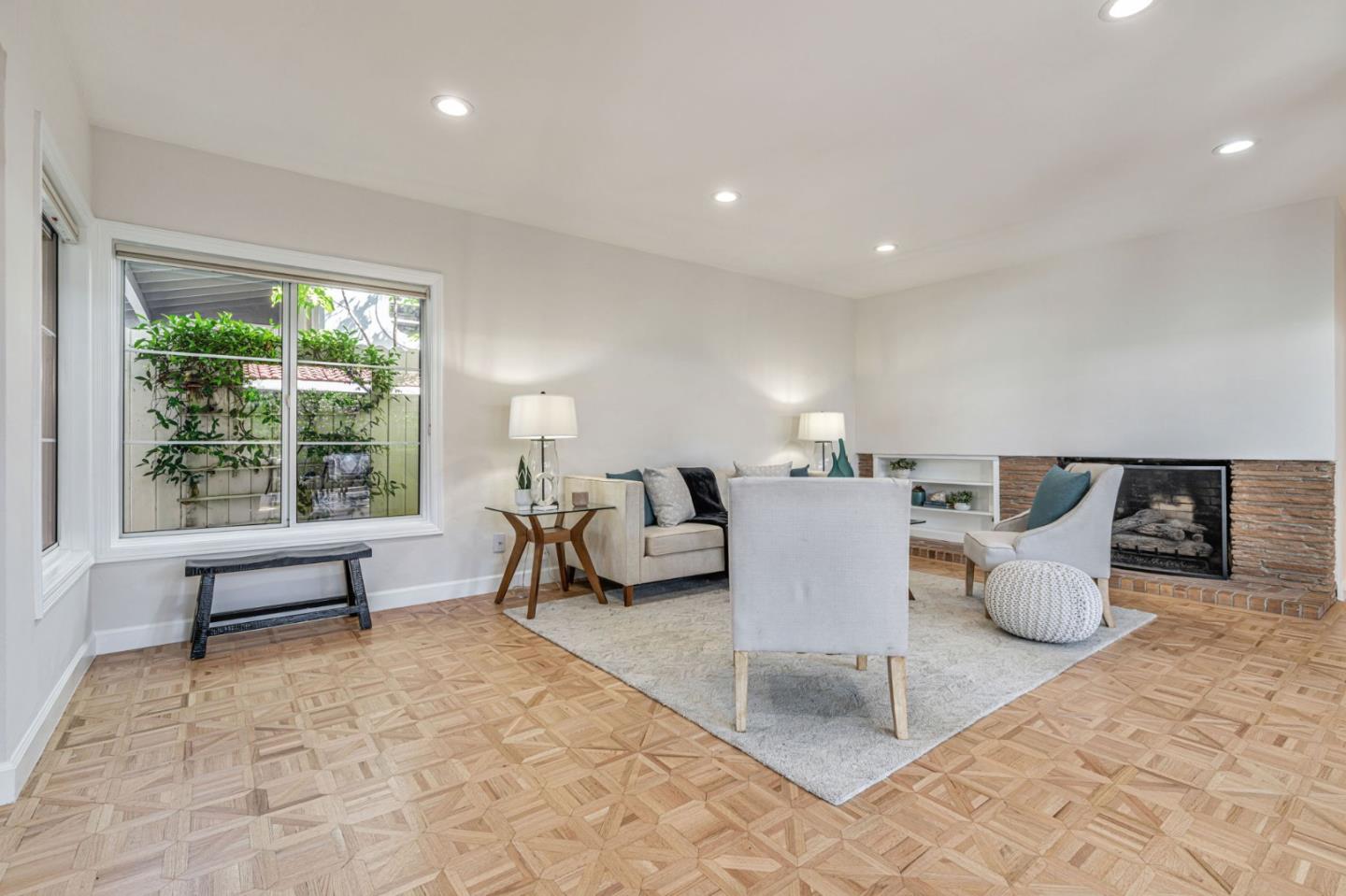 Detail Gallery Image 7 of 37 For 1620 Chestnut St, San Carlos,  CA 94070 - 2 Beds | 1 Baths