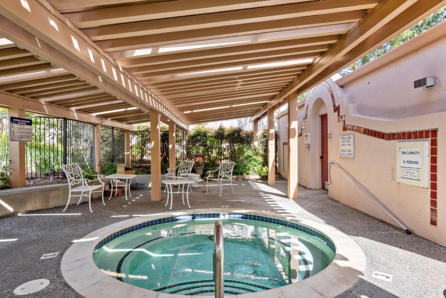 Detail Gallery Image 29 of 31 For 10227 Nile Dr, Cupertino,  CA 95014 - 2 Beds | 2 Baths