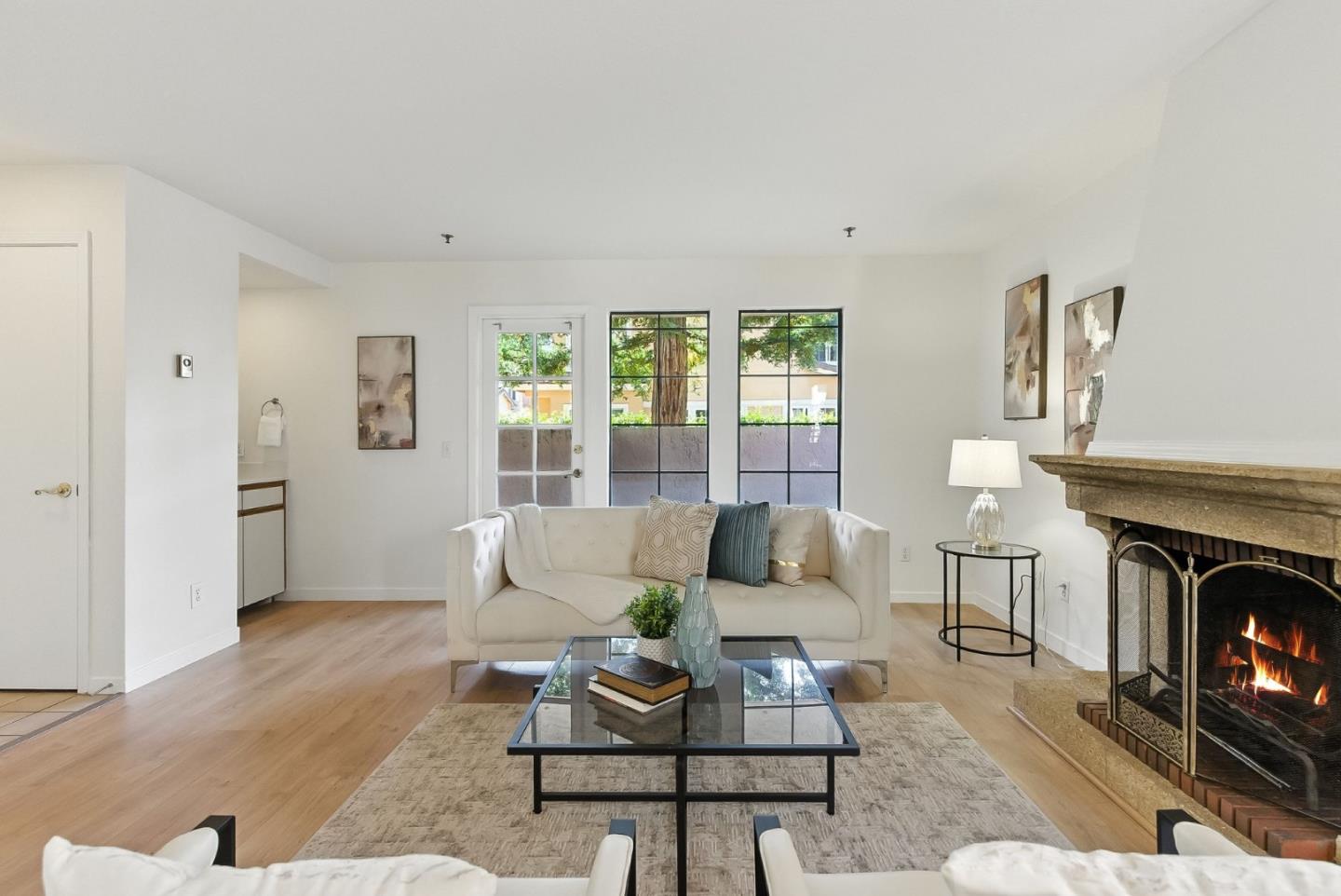 Detail Gallery Image 8 of 31 For 10227 Nile Dr, Cupertino,  CA 95014 - 2 Beds | 2 Baths