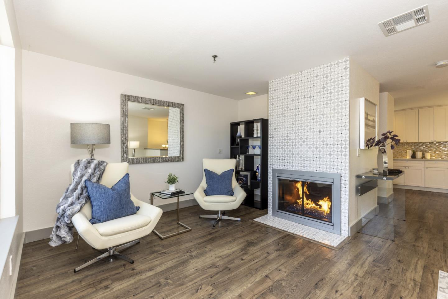 Detail Gallery Image 10 of 47 For 991 Fassler Ave, Pacifica,  CA 94044 - 3 Beds | 2/1 Baths