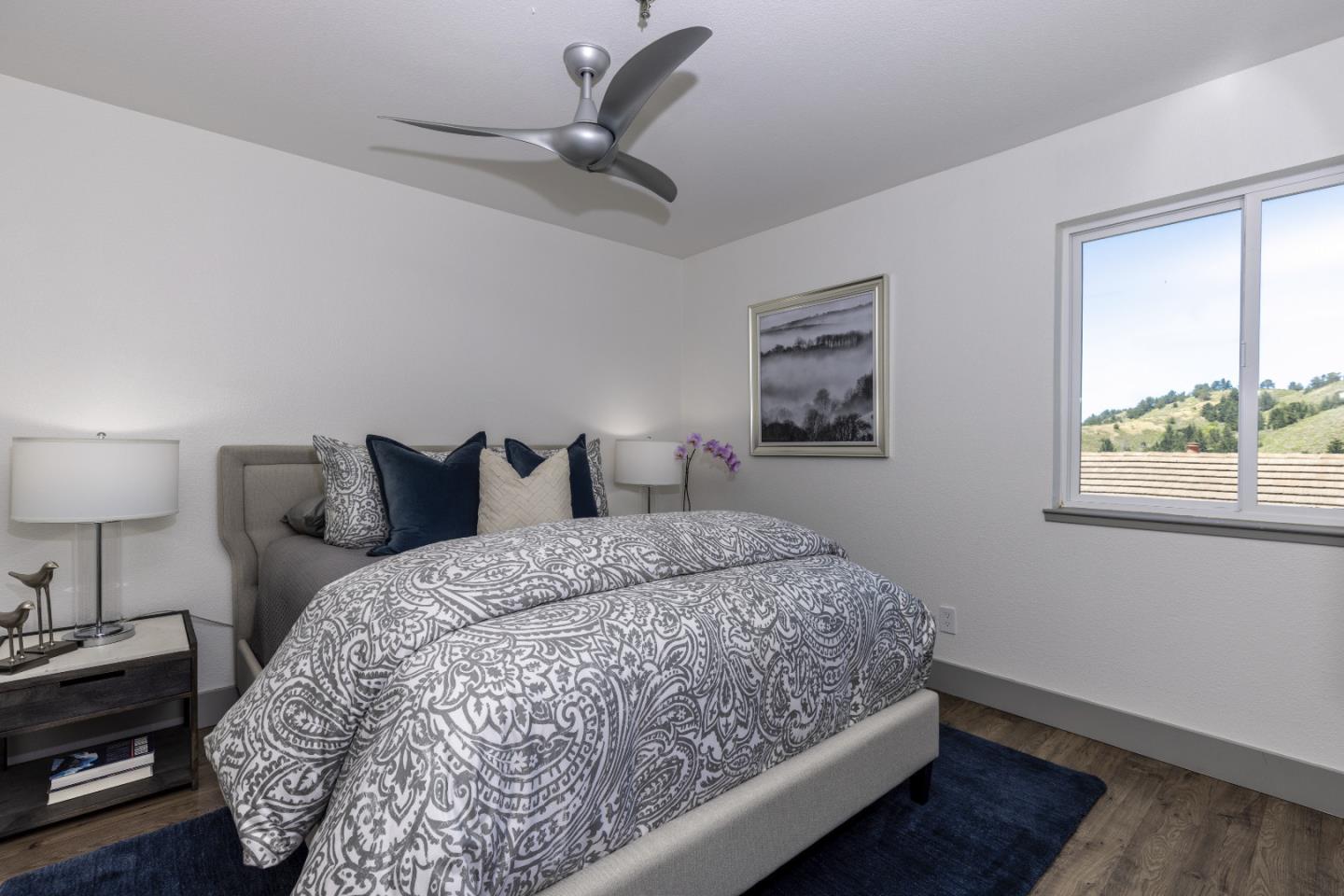Detail Gallery Image 19 of 47 For 991 Fassler Ave, Pacifica,  CA 94044 - 3 Beds | 2/1 Baths