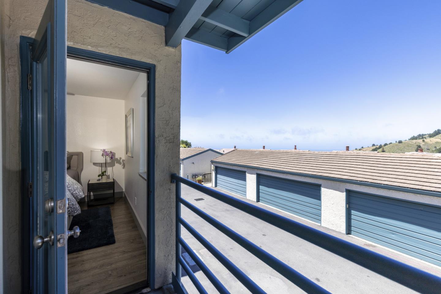 Detail Gallery Image 21 of 47 For 991 Fassler Ave, Pacifica,  CA 94044 - 3 Beds | 2/1 Baths